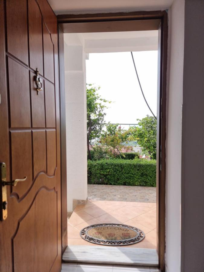 Lida'S House Hotel Lukovë Стая снимка