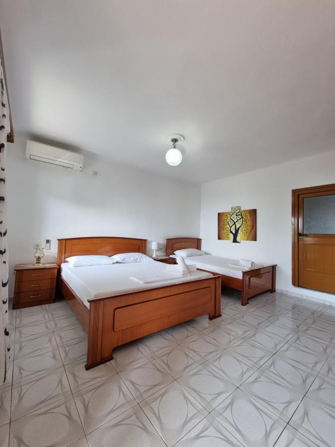 Lida'S House Hotel Lukovë Стая снимка