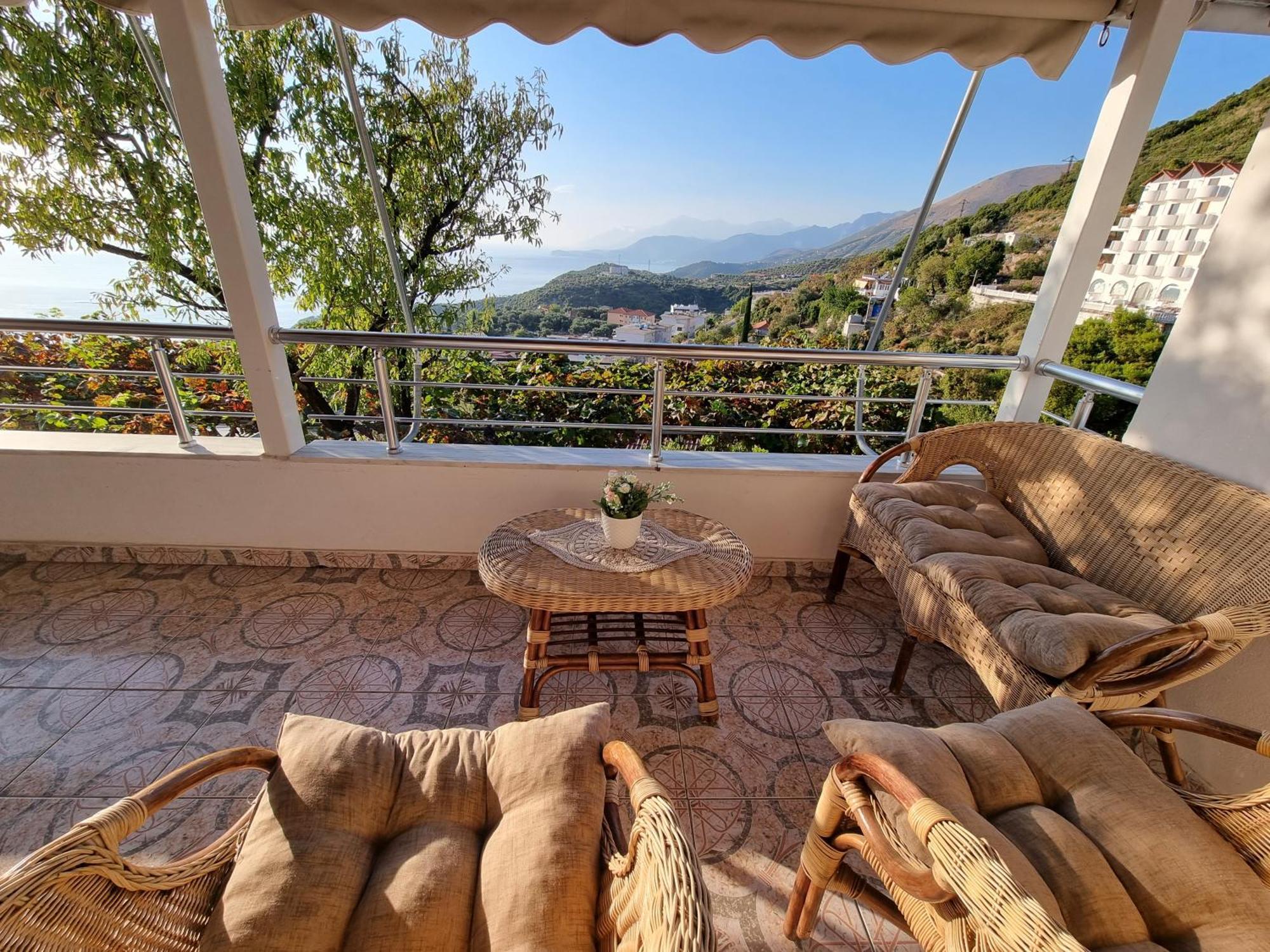 Lida'S House Hotel Lukovë Стая снимка